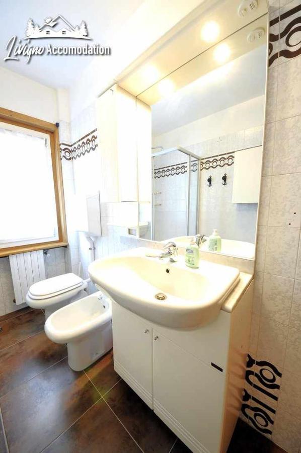 Chalet Rododendro Forest By Livigno Accomodation מראה חיצוני תמונה